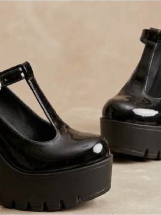 Mary Jane Shoes - Mary Jane Black Patent Platform T-Strap Mary Janes